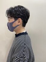 くせ毛を活かす毛流れセンターパート