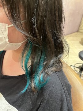 ブランシェ ヘアデザイン(BLANCHE hair design) 推しカラーでイヤリングカラー