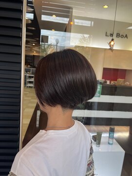 ラボア(La'BOA) ショートボブ
