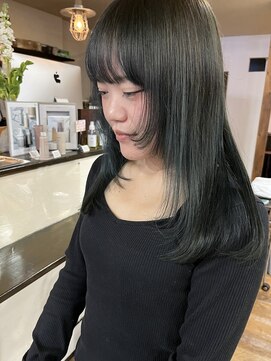 アンフルール(Un Fleur) レイヤー×アッシュカーキーカラー