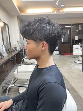 ムーブ(Moob) メンズカット×ニュアンスパーマデザイン【別府】