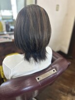 アート(art)&nbsp;白髪ぼかしハイライトでオシャレに白髪染め