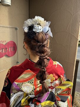 ヘアプロデュース ムース(Hair Produce MU SU) 成人式編み下ろしポニー