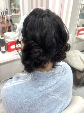 ゴート アミティ(G.O.A.T AMITY) ガーリースタイル/心斎橋/ヘアメ/セットサロン