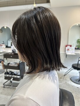 サンクチュアリー ウィズ コネクト(Sanctuary with connect) 切りっぱなしボブ