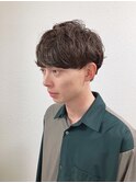 メンズパーマ無造作緩めツーブロックショートマッシュ