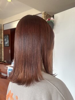 豊富なカラー剤からあなたにぴったりを提案♪トレンドを取り入れた透明感＆艶感カラーはROSEで☆