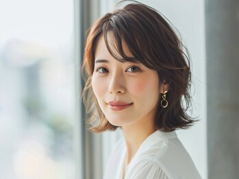 カラークローゼット(COLOR CLOSET.)の写真/ホームカラーはもう卒業♪ムラなし・ダメージ最小限の”プロ”のカラーで悩みの白髪もいつもきれいに♪