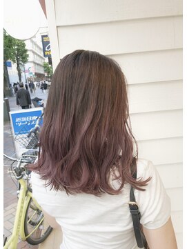 ルッソリベラ 池袋(Lusso libera) スモーキーピンク[30代/40代/50代]