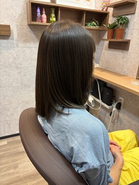 モニカ 天王町店(Monica) ミディアムアッシュ