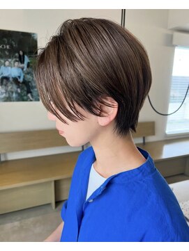 ビスチェ(Vische) 大人ショートヘア