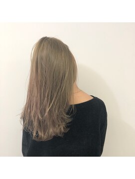 ルーツアイリー 心斎橋(ROOTS IRIE) 10代20代◎透明感☆セピアベージュ