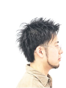 バーバーアンドビューティー マル(Barber and Beauty MARU) MARU ２ブロックスパイキーショート