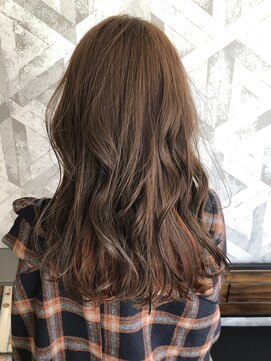ヘアデザイン ファブロ(hair design FABRO.) ◎ミルクティーブラウン×インナーオレンジ◎