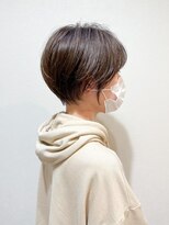 ショートヘア