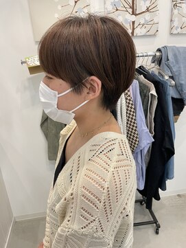 ジジ チーク 栃木(Gigi cheek) マッシュショート