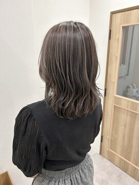 キノ(kino) 大人ハイライト/アッシュグレージュ/レイヤーカット
