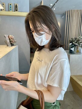 エタ(eta) 【eta】オリーブカラー/ミディアムボブ/ストレート