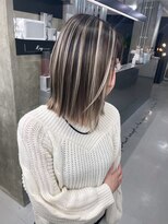 キング 枚方店(K!ng)&nbsp;【枚方、高槻、梅田】ホワイトハイライト