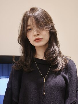 ビュートリアム 福岡(BEAUTRIUM) 大人カジュアルなレイヤースタイル