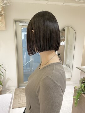 クーナバイトマト 横浜(Cuna by TOMTO) 【YUYA】切りっぱなしボブ_ぱつっとボブ_大人ボブ