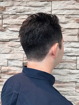 レナークアリア(LENAHC ARIA) メンズ刈り上げベリーショートスタイルカット