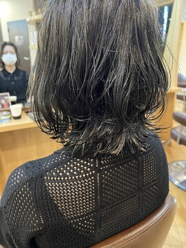 フェイス センター南店(FACE) ダブルカラー外ハネ