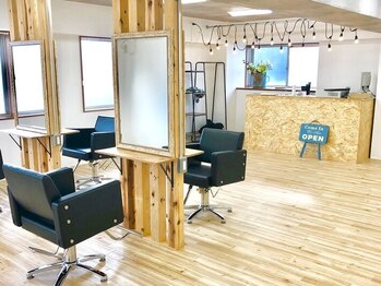 シー(see)の写真/高い技術力を持つスタイリストの丁寧な提案。居心地の良い空間でお気に入りのスタイルが手に入る♪[調布]