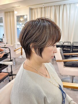 トッカ ヘアアンドトリートメント 難波店 小顔似合わせカット愛されクールショート20代/30代40代50代/難波