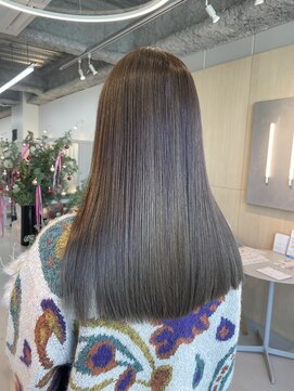 シダ(sida SAIIN) 20代30代