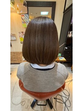 ヘアスタジオブービー ツヤ感ボブ