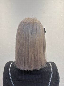 シアーベージュ