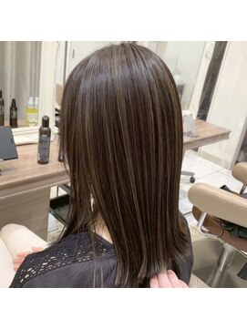 エジョン 八幡山店(Aejon) 大人レイヤーカット白髪ぼかし脱白髪染め40代50代60代