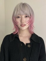 イェッカ パビル(YECCA pabil)&nbsp;ホワイトブロンドからピンクのルーツカラー(2回必須)