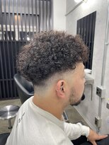 モエバイアリア(Moe by aria) ショートアフロ