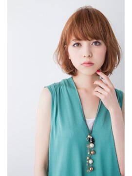 ラグゼ(Luxe) ロマンティックなドール風ボブ