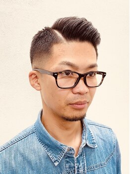 グリーン ザ バーバー(GREEN THE BARBER)の写真/男性らしさを際立たせる『バーバースタイル』男性のかっこいいを知り尽くしたスタイリストが担当致します☆