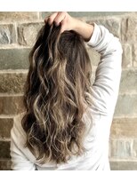 ディア(Dear) ホワイトグレージュ×グラデーション×バレイヤージュ