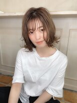 【shige】耳掛けウエーブパーマフォギーベージュスリークボブ