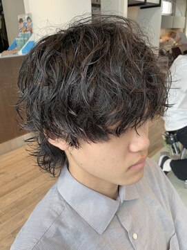 フィフス(fifth) マッシュウルフ　ツイストパーマスパイラルパーマ　ツーブロック