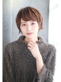 ニュアンスカールのショートスタイル