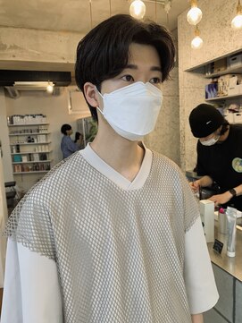 バイフィフス 原宿/表参道(by fifth) ◇センターパート 韓国ヘア ニュアンスパーマ トランクスヘア