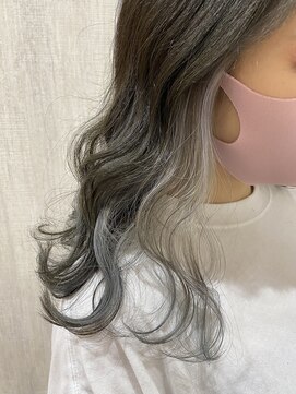 アルーシェ 心斎橋(Alushe) シルバーアッシュ×イヤリングカラー