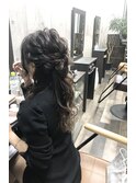 セクシーハーフアップ