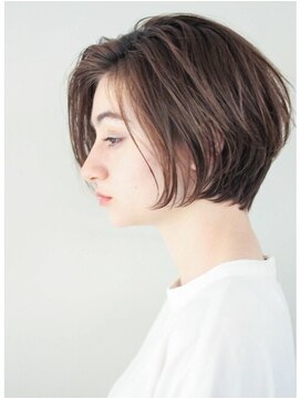 シカ 神戸三宮元町店(Cica) ショートヘア 大人ショート 神戸 三ノ宮 下山手通 ショート