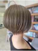 ショートボブ
