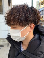 フィフスワン(fifth one)&nbsp;ツイストスパイラルパーマツイストパーマメンズパーマ刈り上げ