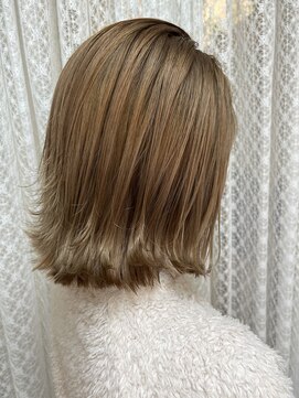 ロマンヤカタ ファース(ROMAN YAKATA fars) 大人かわいいミルクティーベージュ@田島