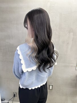 アンバー(UMBER) ホワイトベージュ　イヤリングカラー