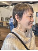 ショート×ラベンダーグレージュカラー